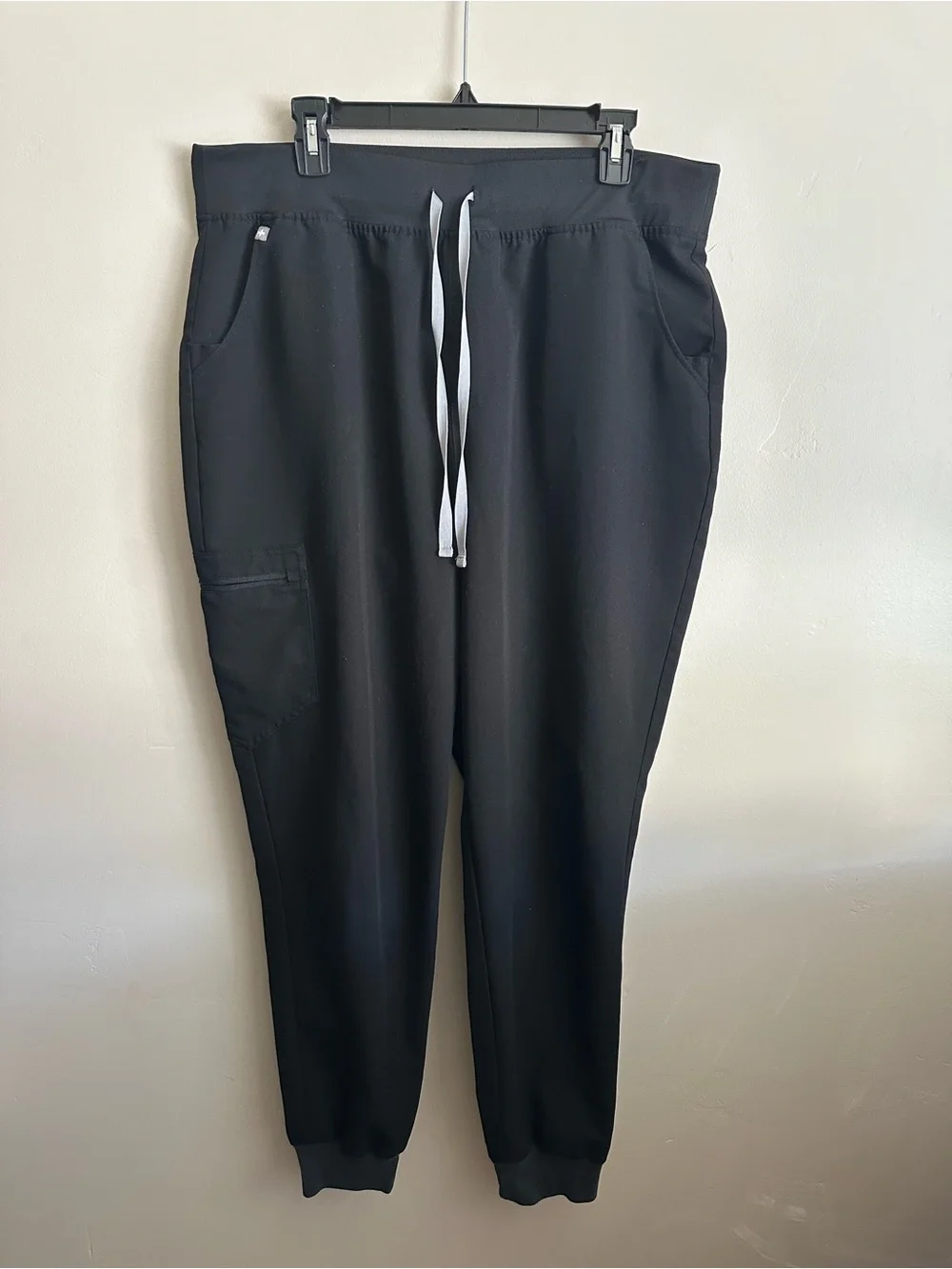 Figs Technical Collection Black Joggers with Drawstring Scrubs SZ XXL T